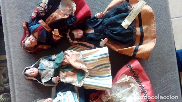 Mu&ntilde;ecas extranjeras: Lote de 6 mu&ntilde;ecas de plastico duro - Foto 3