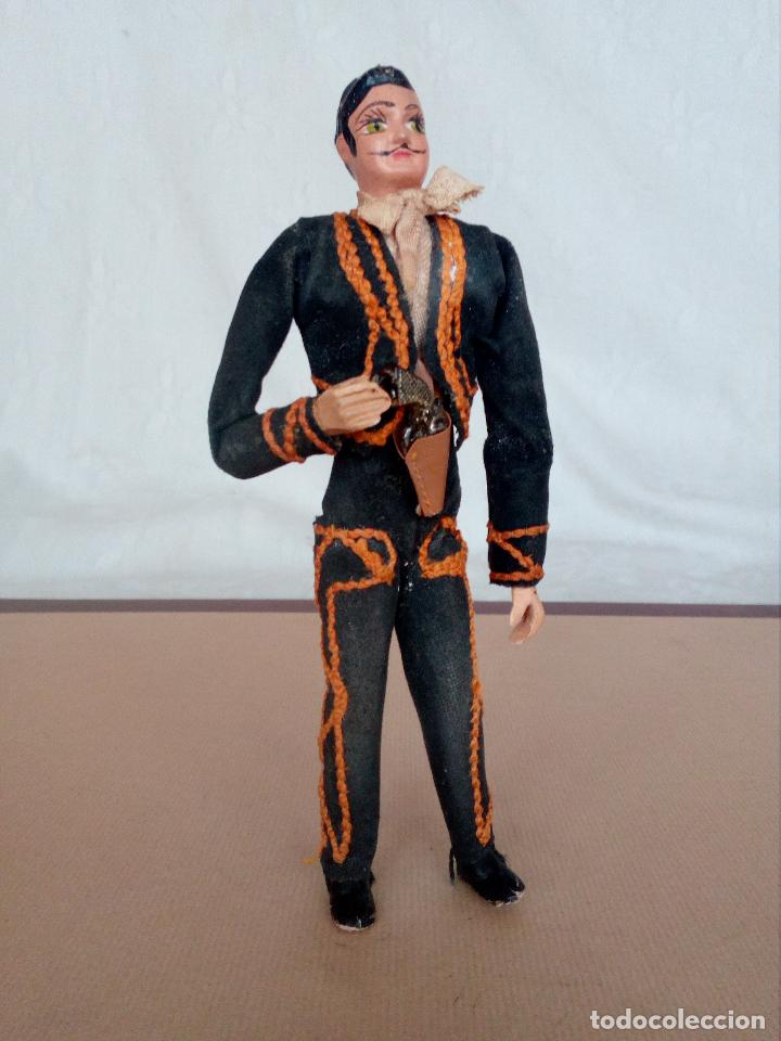 Mu&ntilde;ecas extranjeras: ANTIGUO CHARRO MEXICANO DE CELULOIDE A&Ntilde;OS 40. - Foto 2