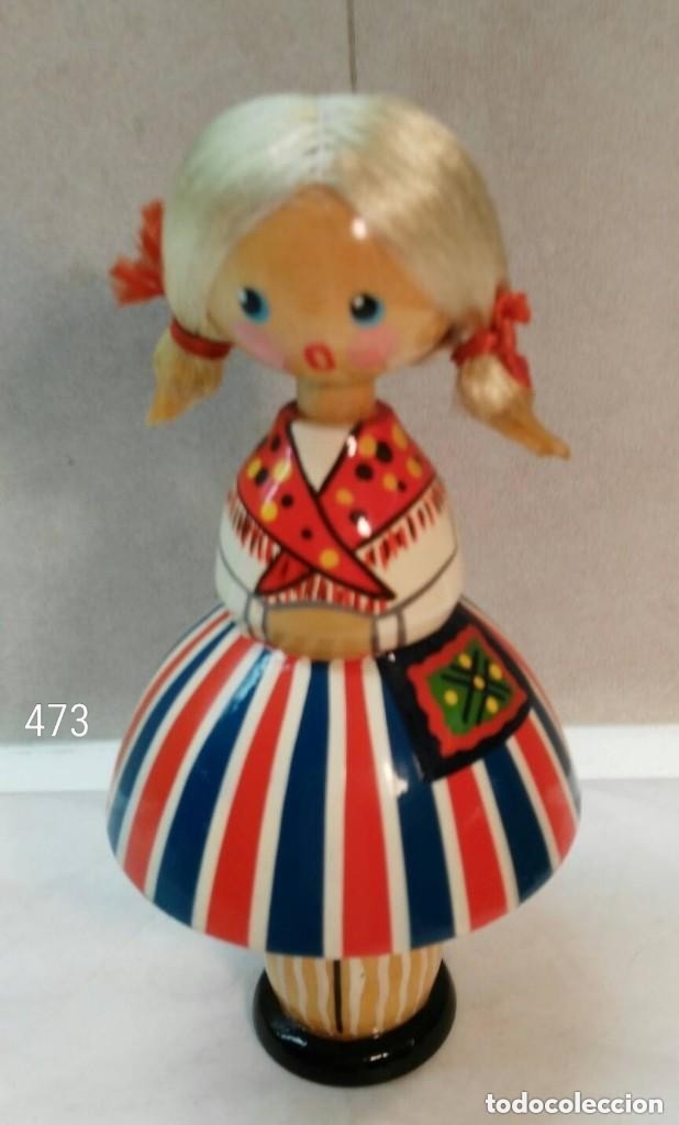 Mu&ntilde;ecas extranjeras: Mu&ntilde;eca de madera USSR - Foto 1