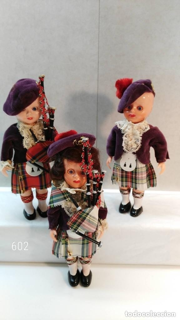 Mu&ntilde;ecas extranjeras: Grupo de tres de escoceses - Foto 1