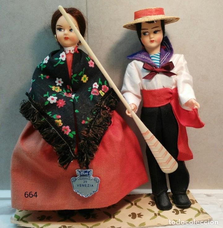 Mu&ntilde;ecas extranjeras: Venecianos de EROS - Foto 1
