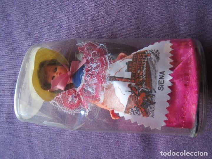 Mu&ntilde;ecas extranjeras: mu&ntilde;eca coleccion - Foto 1