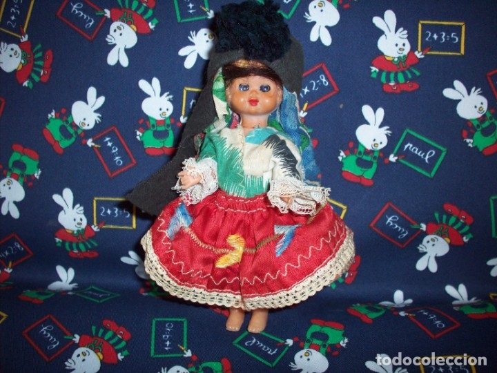 Mu&ntilde;ecas extranjeras: mu&ntilde;eca regional de portugal - Foto 1