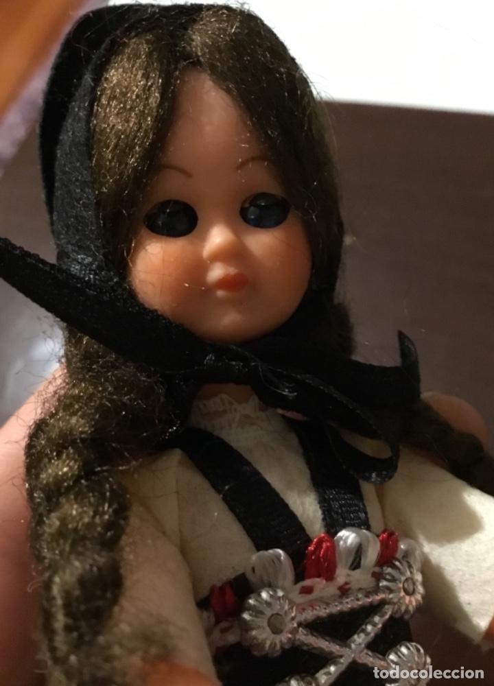 Mu&ntilde;ecas extranjeras: Antigua mu&ntilde;eca - Foto 4