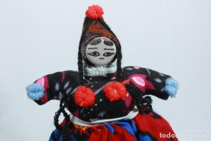 Mu&ntilde;ecas extranjeras: Antigua mu&ntilde;eca de trapo tradicional turca - Foto 2