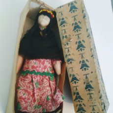 Muñecas Extranjeras: ANTIGUA MUÑECA TRADICIONAL EGIPCIA EN SU CAJA ORIGINAL