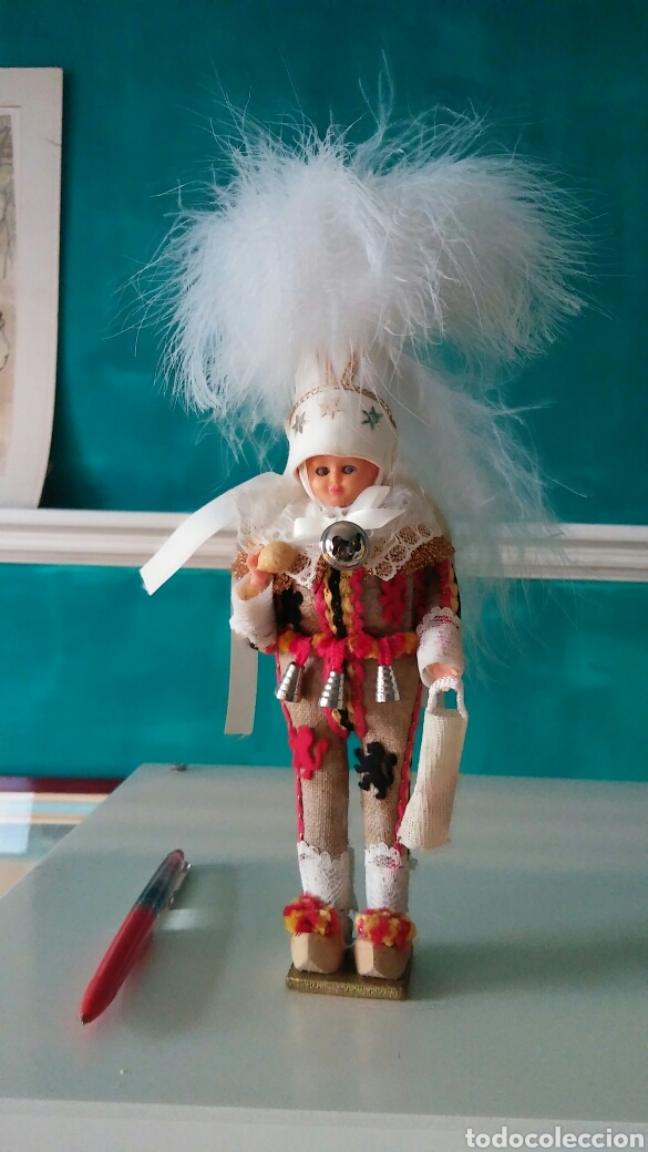 Mu&ntilde;ecas extranjeras: Muneca tradicional Belgica - 25 cm - Foto 6