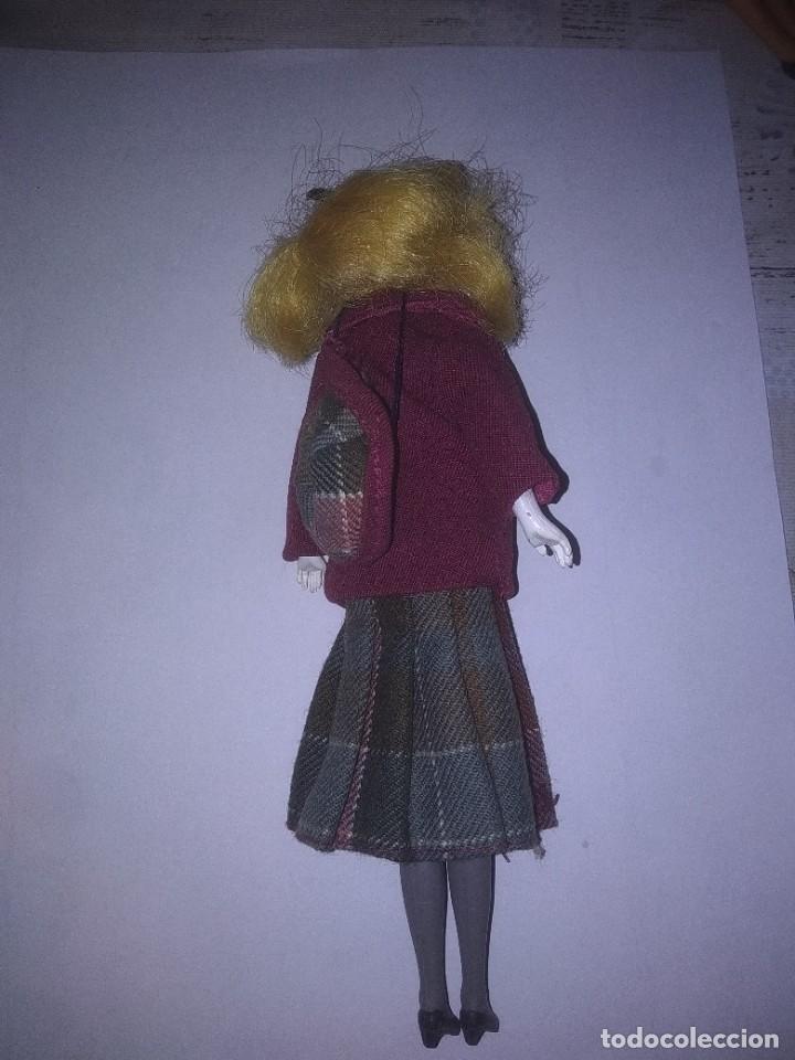 Mu&ntilde;ecas extranjeras: Mu&ntilde;eca antigua azafata - Foto 2
