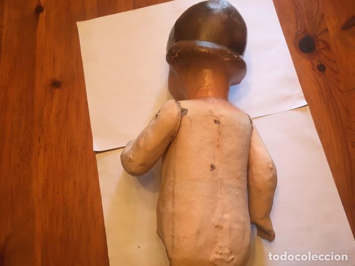Mu&ntilde;ecas extranjeras: mu&ntilde;eca de carton piedra antigua - Foto 7
