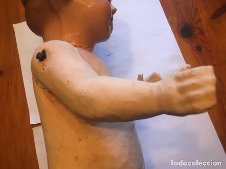Mu&ntilde;ecas extranjeras: mu&ntilde;eca de carton piedra antigua - Foto 8