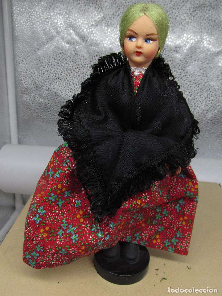 Mu&ntilde;ecas extranjeras: Lote de mu&ntilde;ecos y mu&ntilde;ecas de los a&ntilde;os 60 - Foto 21