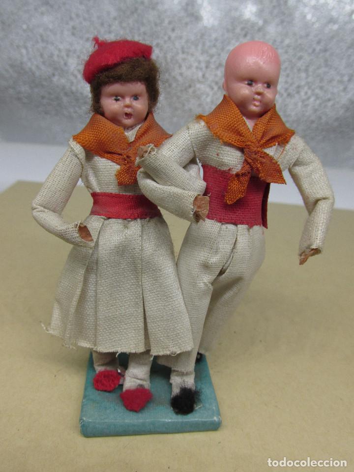 Mu&ntilde;ecas extranjeras: Lote de mu&ntilde;ecos y mu&ntilde;ecas de los a&ntilde;os 60 - Foto 24