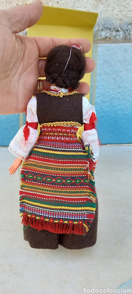 Mu&ntilde;ecas extranjeras: MU&Ntilde;ECA REGIONAL CON SU CAJA - Foto 7