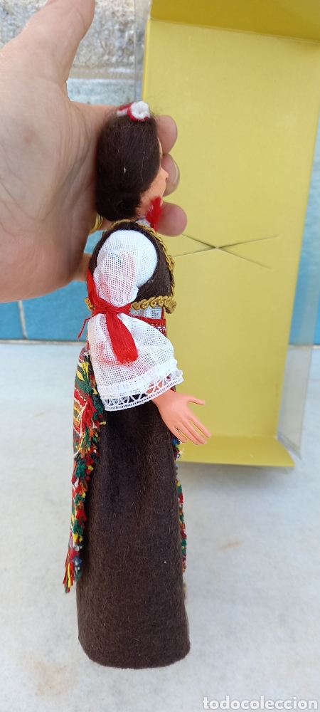 Mu&ntilde;ecas extranjeras: MU&Ntilde;ECA REGIONAL CON SU CAJA - Foto 8
