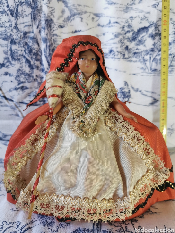 Mu&ntilde;ecas extranjeras: Antigua mu&ntilde;eca regional o de traje de &eacute;poca - Foto 3