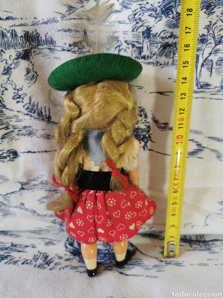 Mu&ntilde;ecas extranjeras: Bonita mu&ntilde;eca celuloide con traje tirolesa - Foto 2