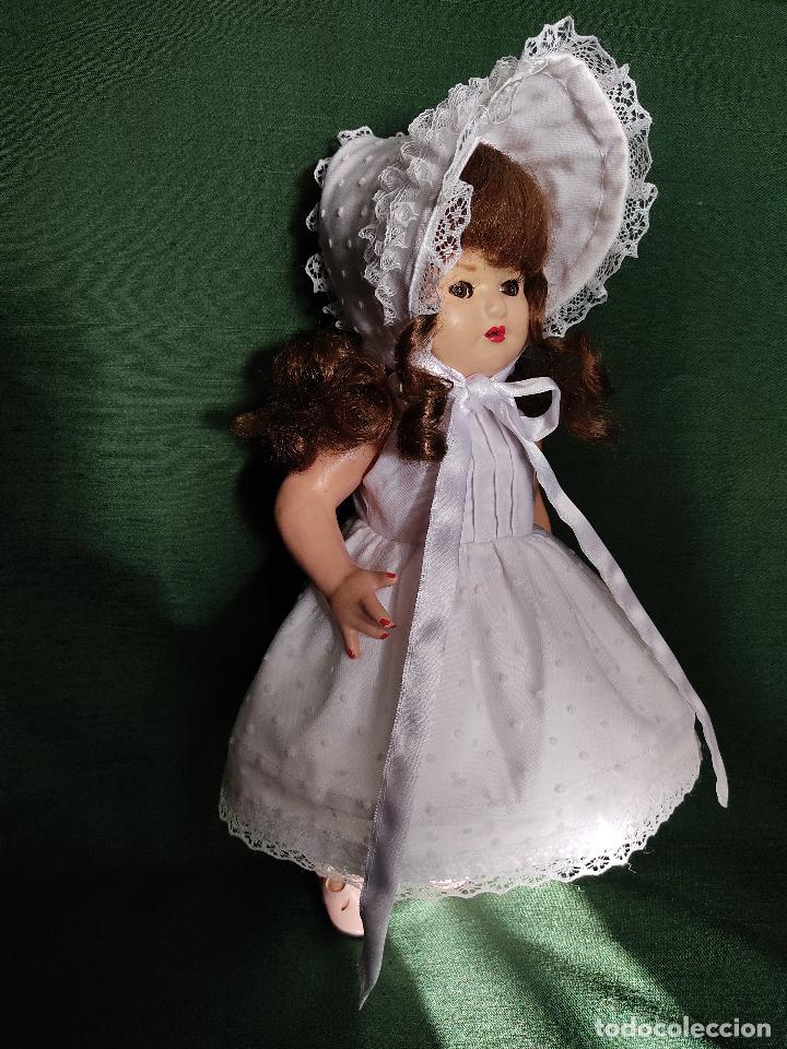 Mu&ntilde;ecas extranjeras: Antigua mu&ntilde;eca de cart&oacute;n piedra - Foto 13