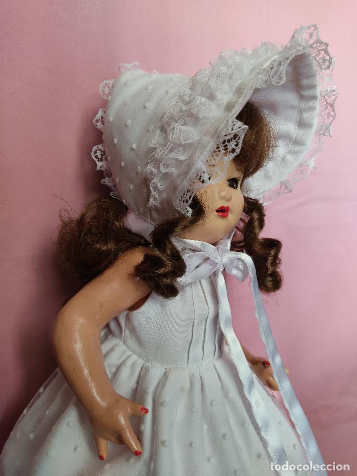 Mu&ntilde;ecas extranjeras: Antigua mu&ntilde;eca de cart&oacute;n piedra - Foto 7