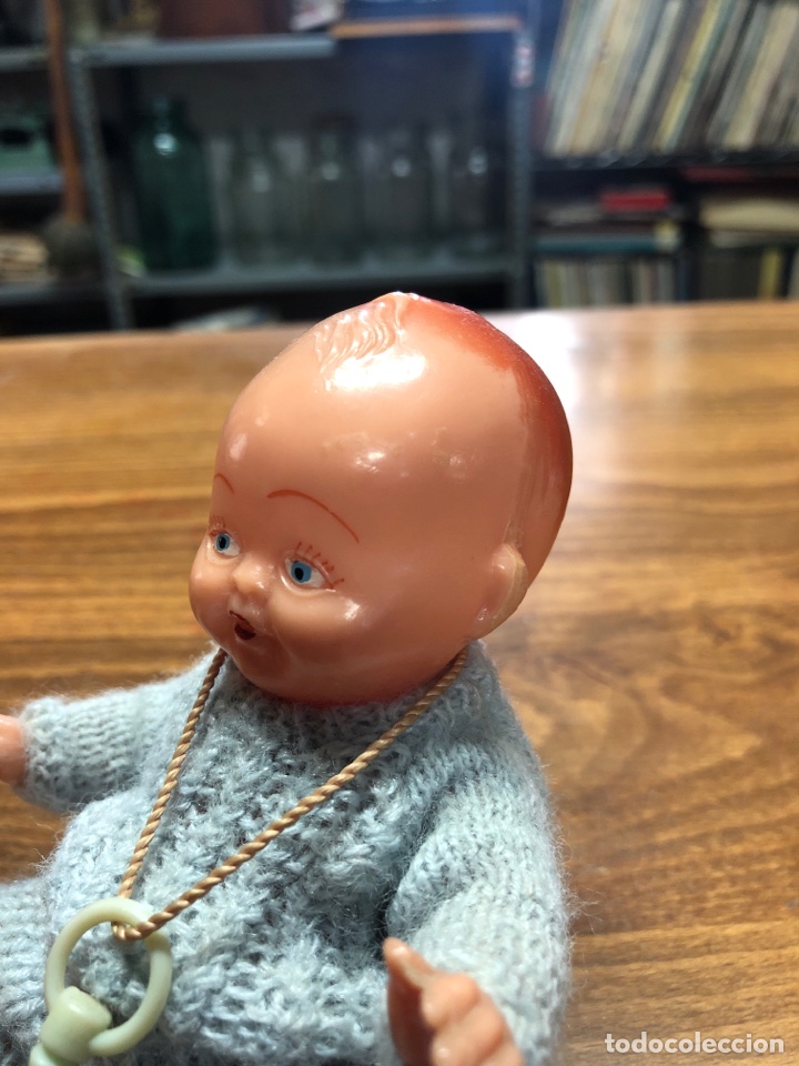 Mu&ntilde;ecas extranjeras: ANTIGUO BEBE DE PLASTICO DURO. A&Ntilde;OS 50 - Foto 5