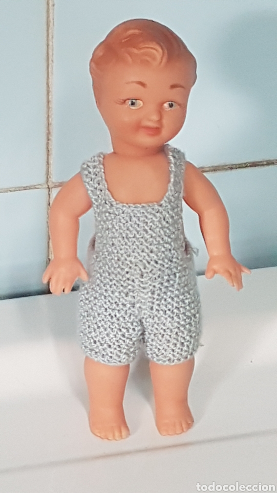Mu&ntilde;ecas extranjeras: MU&Ntilde;ECO ANTIGUO ARTICULADO - Foto 1