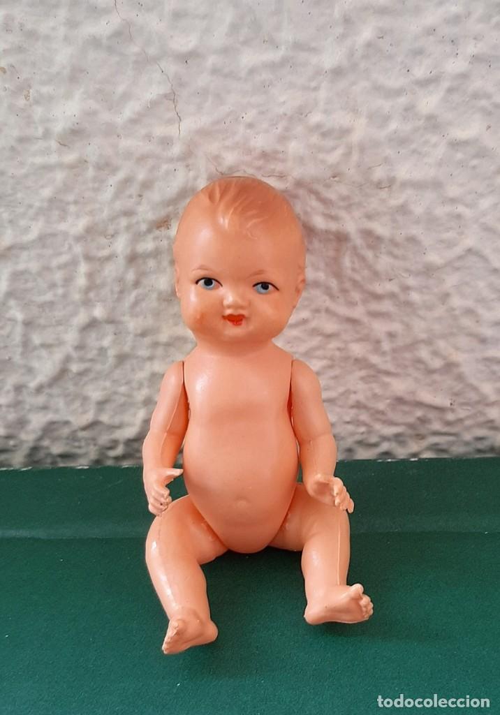 Mu&ntilde;ecas extranjeras: Mu&ntilde;eco beb&eacute; alem&aacute;n celuloide Minerva - Foto 1