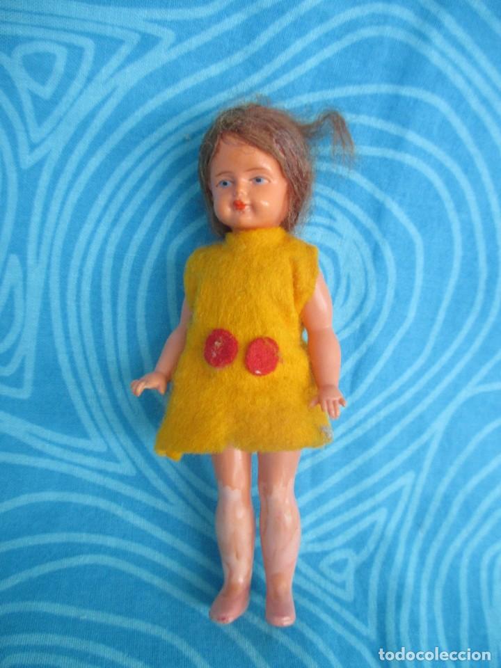 Mu&ntilde;ecas extranjeras: ANTIGUA MU&Ntilde;ECA ARTICULADA TIPO CELULOIDE PARA CASA DE MU&Ntilde;ECAS - Foto 2
