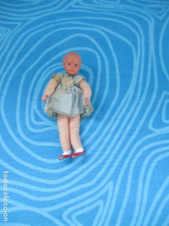 Mu&ntilde;ecas extranjeras: ANTIGUA MU&Ntilde;ECA ARTICULADA TIPO CELULOIDE PARA CASA DE MU&Ntilde;ECAS - Foto 4