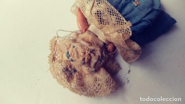 Mu&ntilde;ecas extranjeras: PEQUE&Ntilde;A MU&Ntilde;ECA CON TRAJE - Foto 5