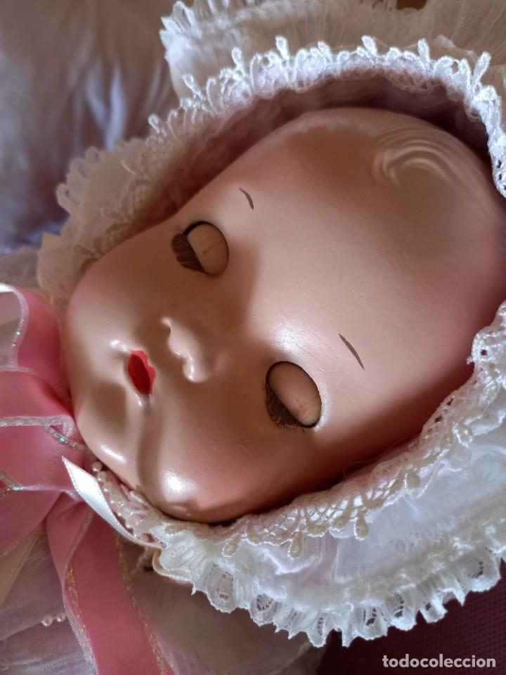 Mu&ntilde;ecas extranjeras: Mu&ntilde;eca beb&eacute; Madame Alexander 46cm - Foto 4