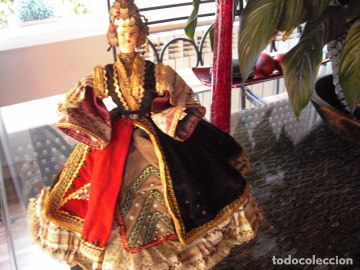 Mu&ntilde;ecas extranjeras: PRINCESA TURCA, CON UN VESTIDO ESPECTACULAR, 40 CMS, COMPLETA - Foto 4