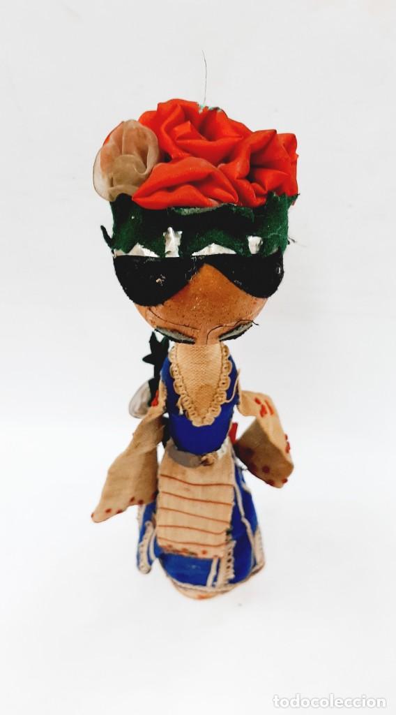 Mu&ntilde;ecas extranjeras: Mu&ntilde;eca de madera popular b&uacute;lgara grande vintage - Foto 6