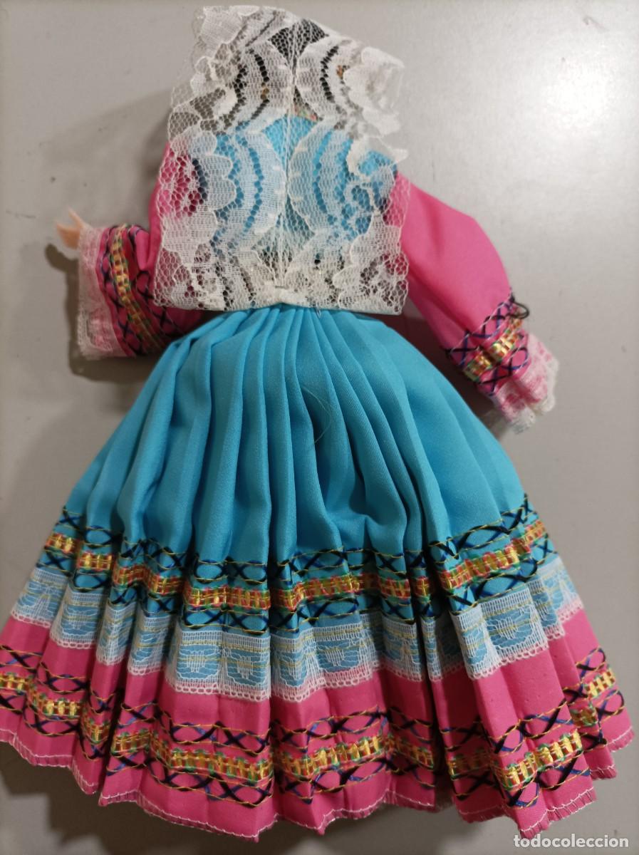 Mu&ntilde;ecas extranjeras: Mu&ntilde;ecas regionales del mundo - Foto 3