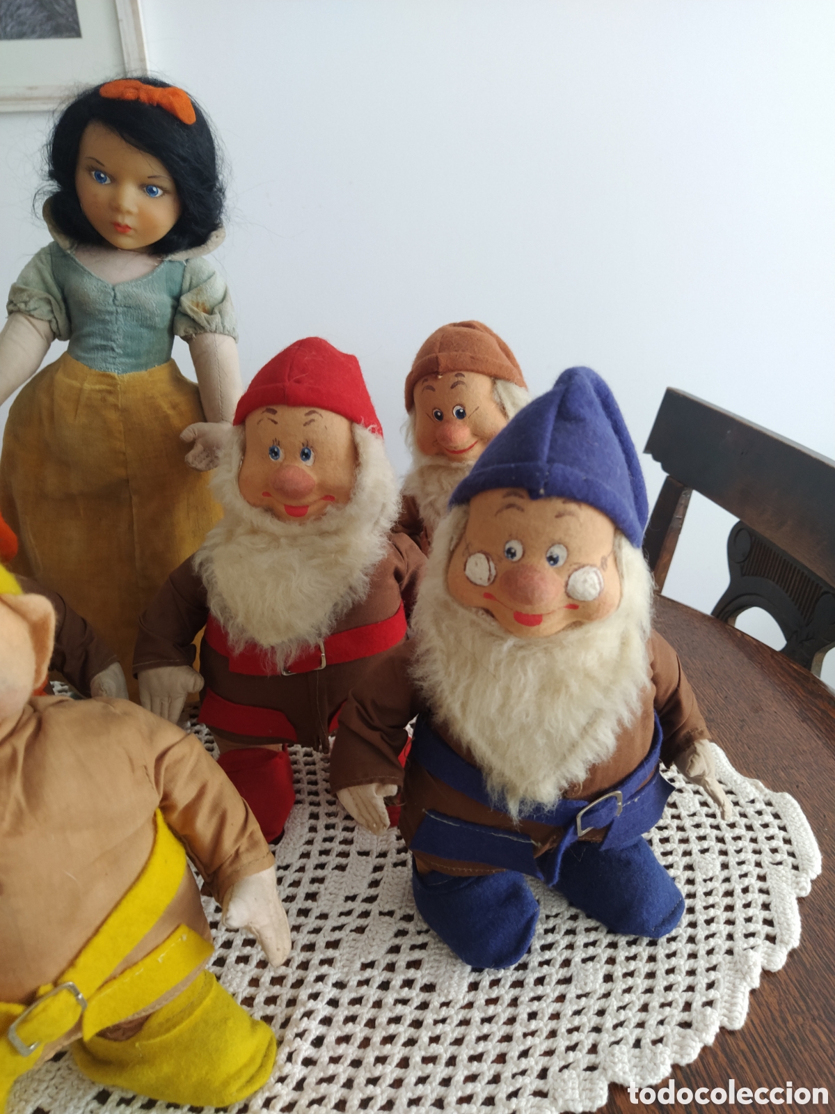 Mu&ntilde;ecas extranjeras: Blancanieves y los siete enanitos - Foto 3