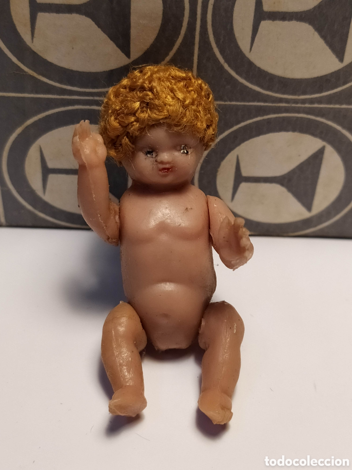 Mu&ntilde;ecas extranjeras: Mu&ntilde;eca miniatura. Pl&aacute;stico duro - goma. - Foto 1