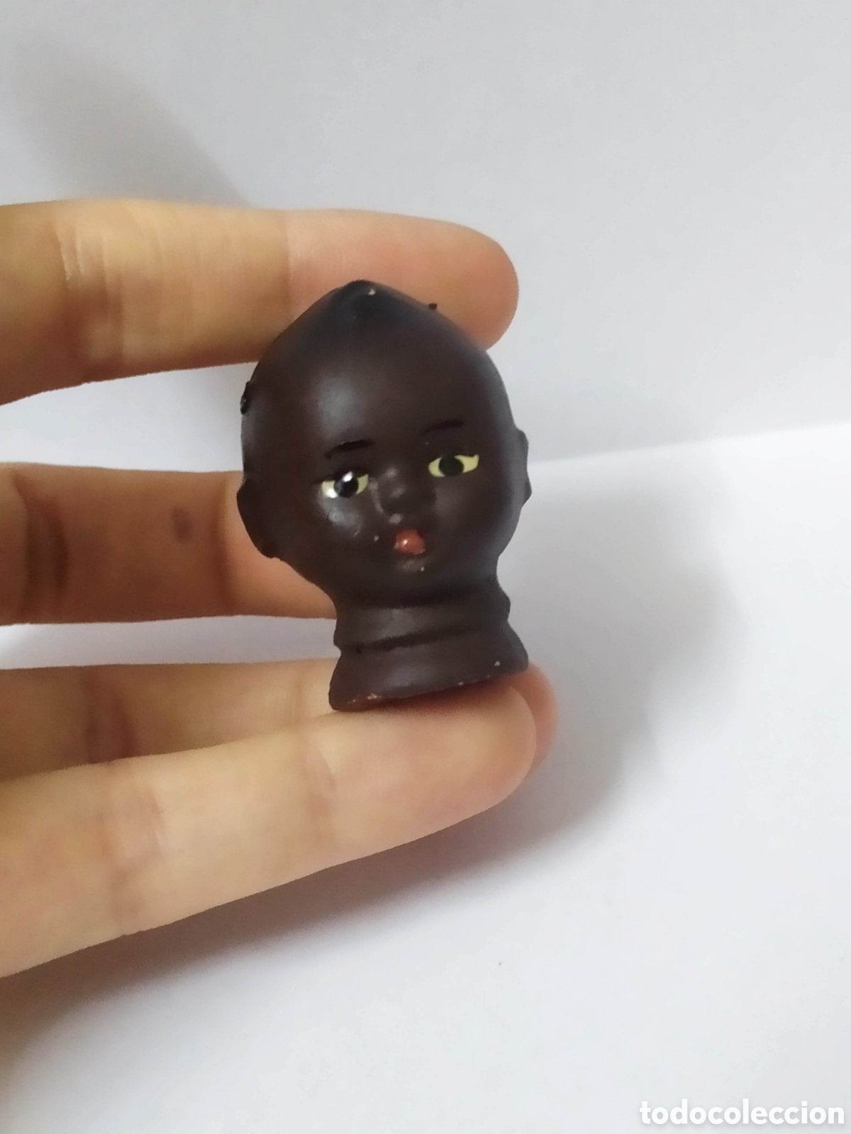 Mu&ntilde;ecas extranjeras: Cabeza mu&ntilde;eco terracota negro. 4cm - Foto 3