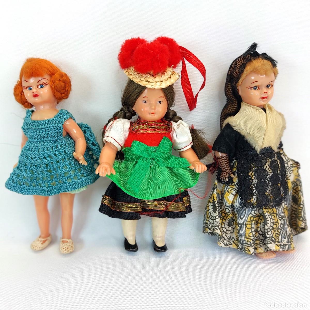 Mu&ntilde;ecas extranjeras: LOTE DE 3 MU&Ntilde;ECA DE CELULOIDE, MIDEN UNOS 10cm. - Foto 1