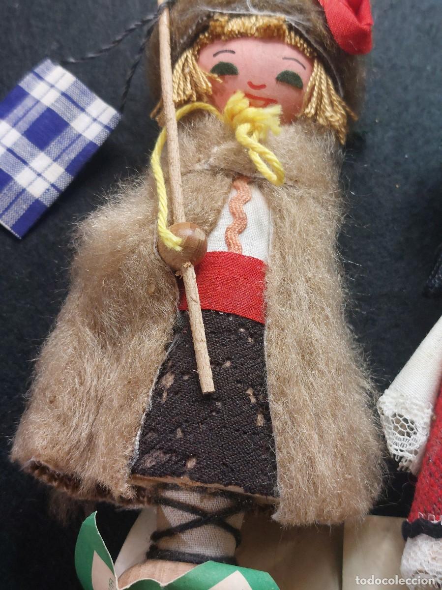 Mu&ntilde;ecas extranjeras: MU&Ntilde;ECOS RUSOS DE MADERA CON ETIQUETA ORIGINAL - Foto 4