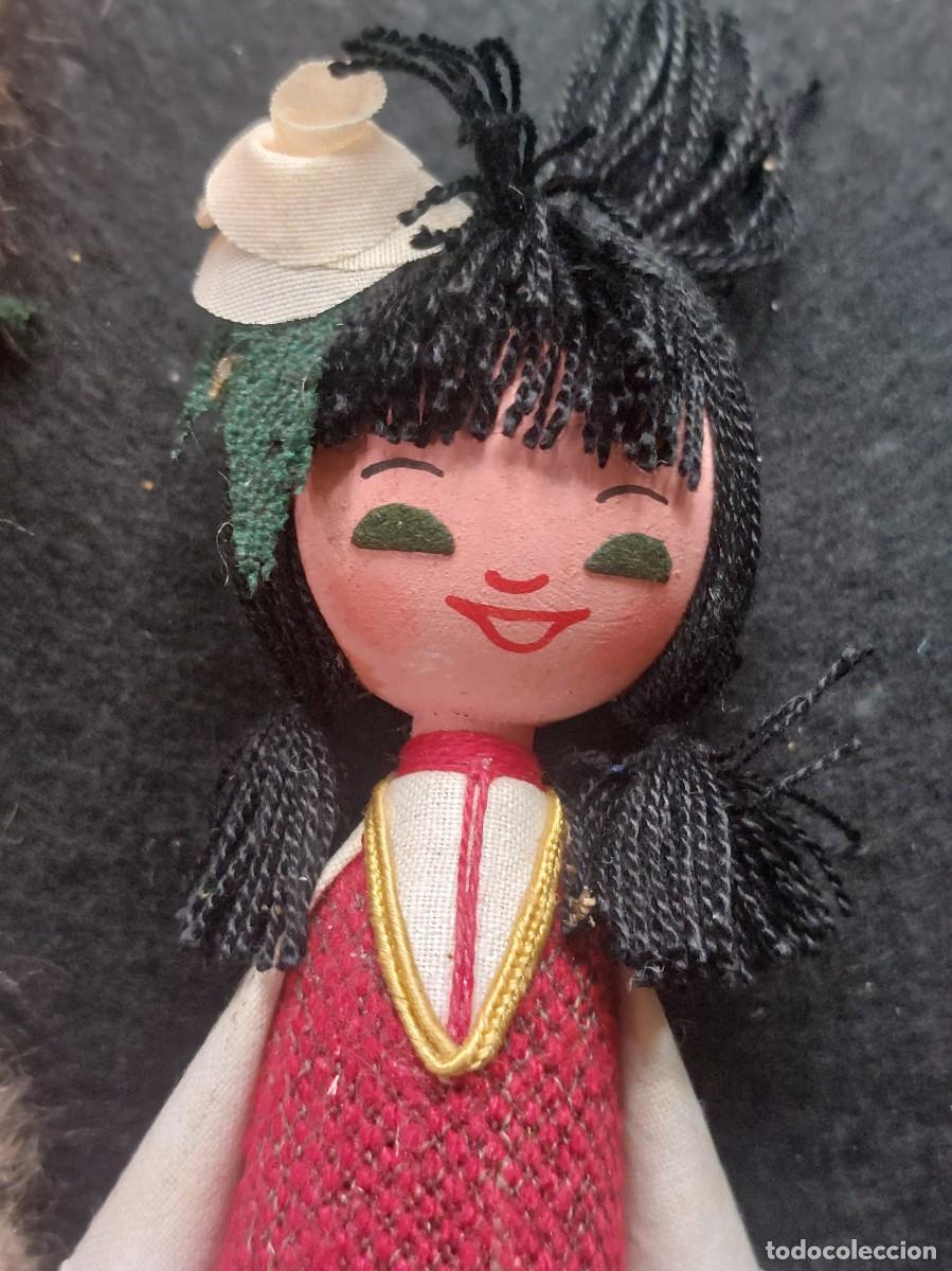 Mu&ntilde;ecas extranjeras: MU&Ntilde;ECOS RUSOS DE MADERA CON ETIQUETA ORIGINAL - Foto 5