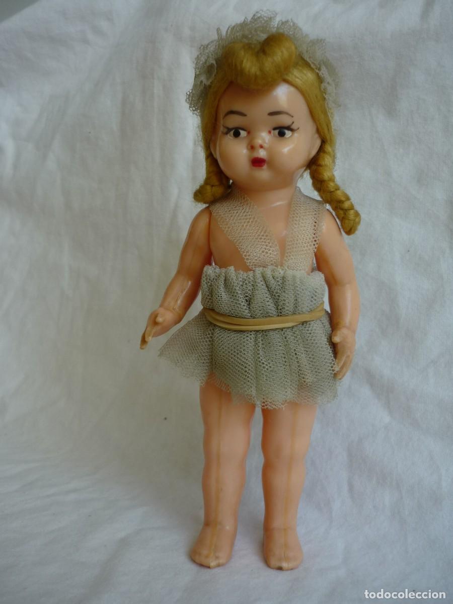 Mu&ntilde;ecas extranjeras: Mu&ntilde;eca bailarina celuloide a&ntilde;os 50 - Foto 2