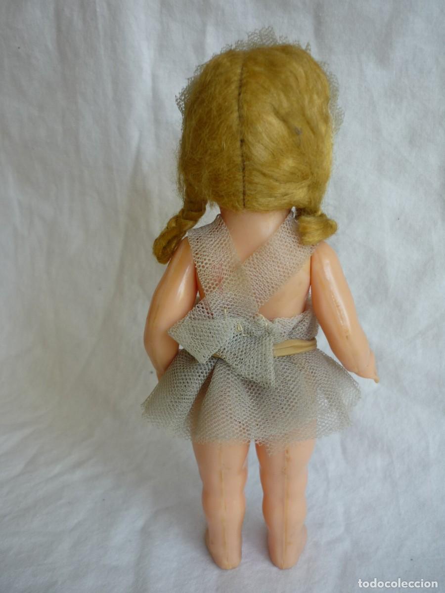 Mu&ntilde;ecas extranjeras: Mu&ntilde;eca bailarina celuloide a&ntilde;os 50 - Foto 4