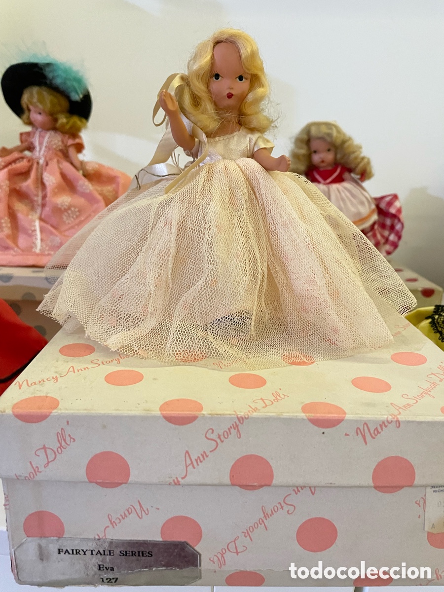 Mu&ntilde;ecas extranjeras: Mu&ntilde;eca Nancy Ann Storybook pl&aacute;stico duro - Foto 1