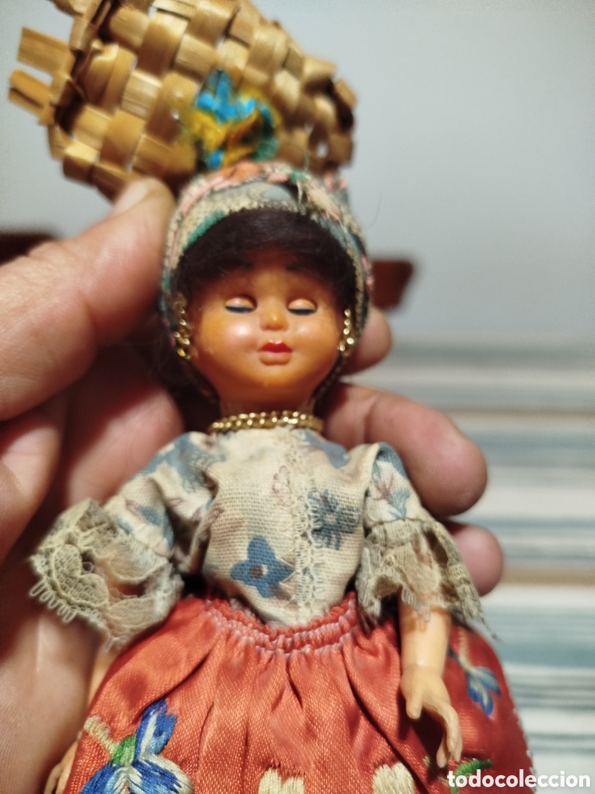 Mu&ntilde;ecas extranjeras: Antigua mu&ntilde;eca con hijo durmiente - Foto 5