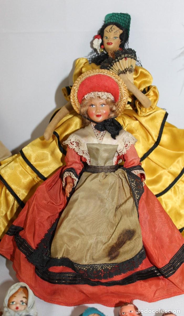Mu&ntilde;ecas extranjeras: Colecci&oacute;n de mu&ntilde;ecas de diferentes &eacute;poca y materiales - Foto 5