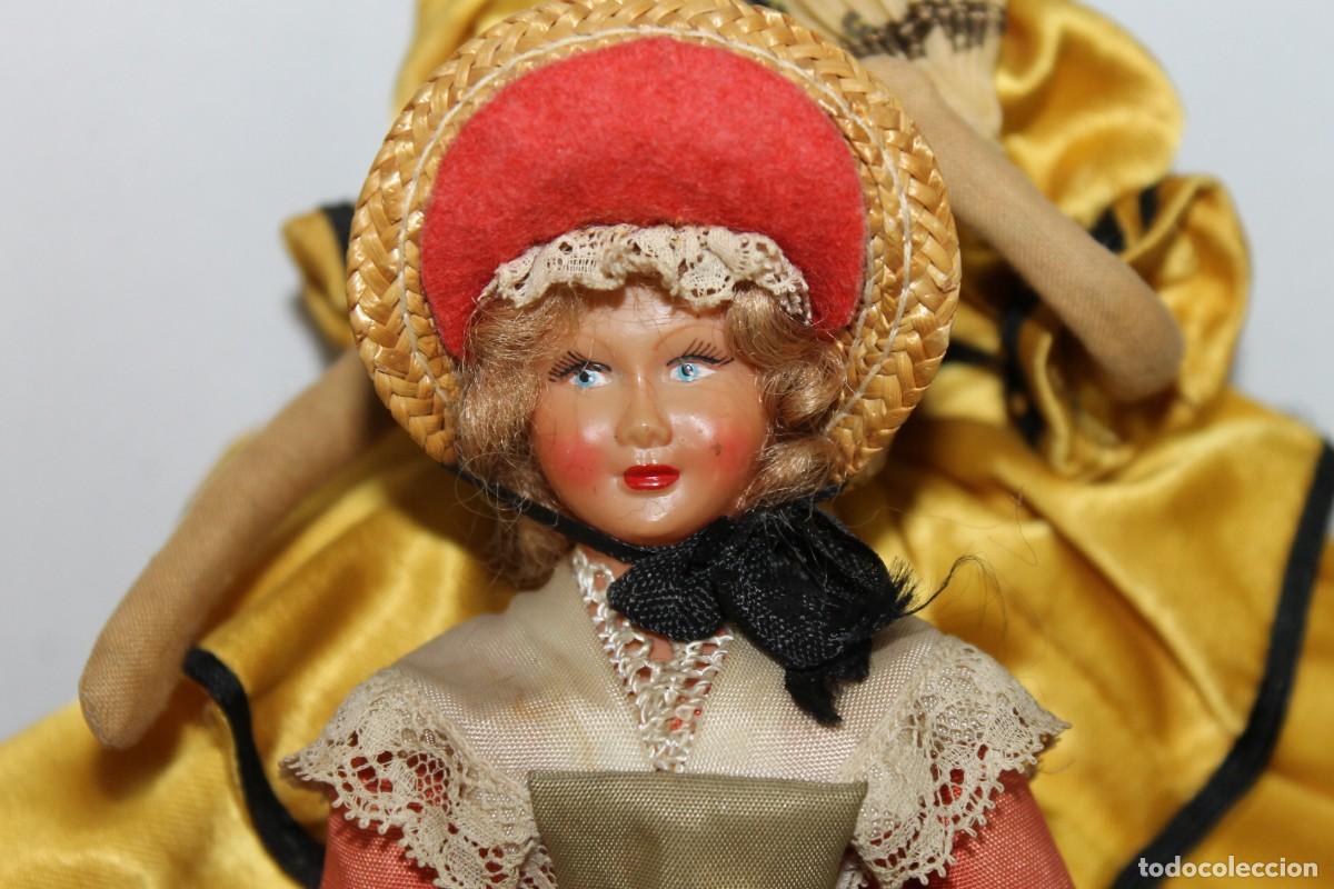 Mu&ntilde;ecas extranjeras: Colecci&oacute;n de mu&ntilde;ecas de diferentes &eacute;poca y materiales - Foto 6