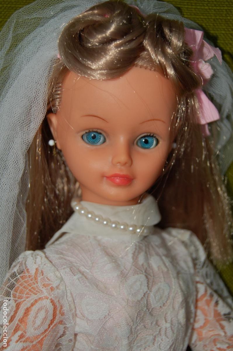 Mu&ntilde;ecas extranjeras: lote de mu&ntilde;eca cathy de bella y vestidos - Foto 16