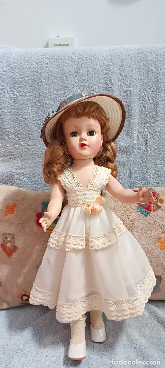 Mu&ntilde;ecas extranjeras: Mu&ntilde;eca vinilo a&ntilde;os 50/60 - Foto 1