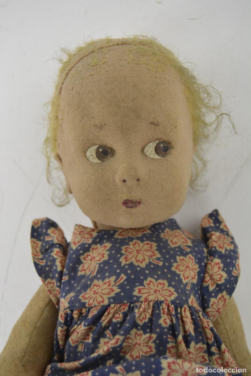 Mu&ntilde;ecas extranjeras: Mu&ntilde;eca de trapo, 1900s, sin marca aparente. - Foto 3