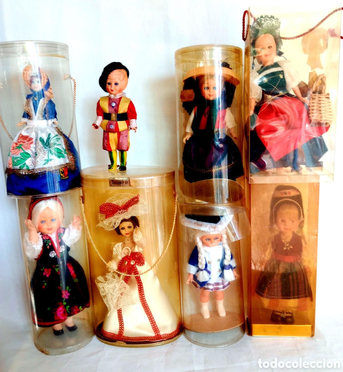 Mu&ntilde;ecas extranjeras: Lote de 8 mu&ntilde;ecas antiguas - Foto 1