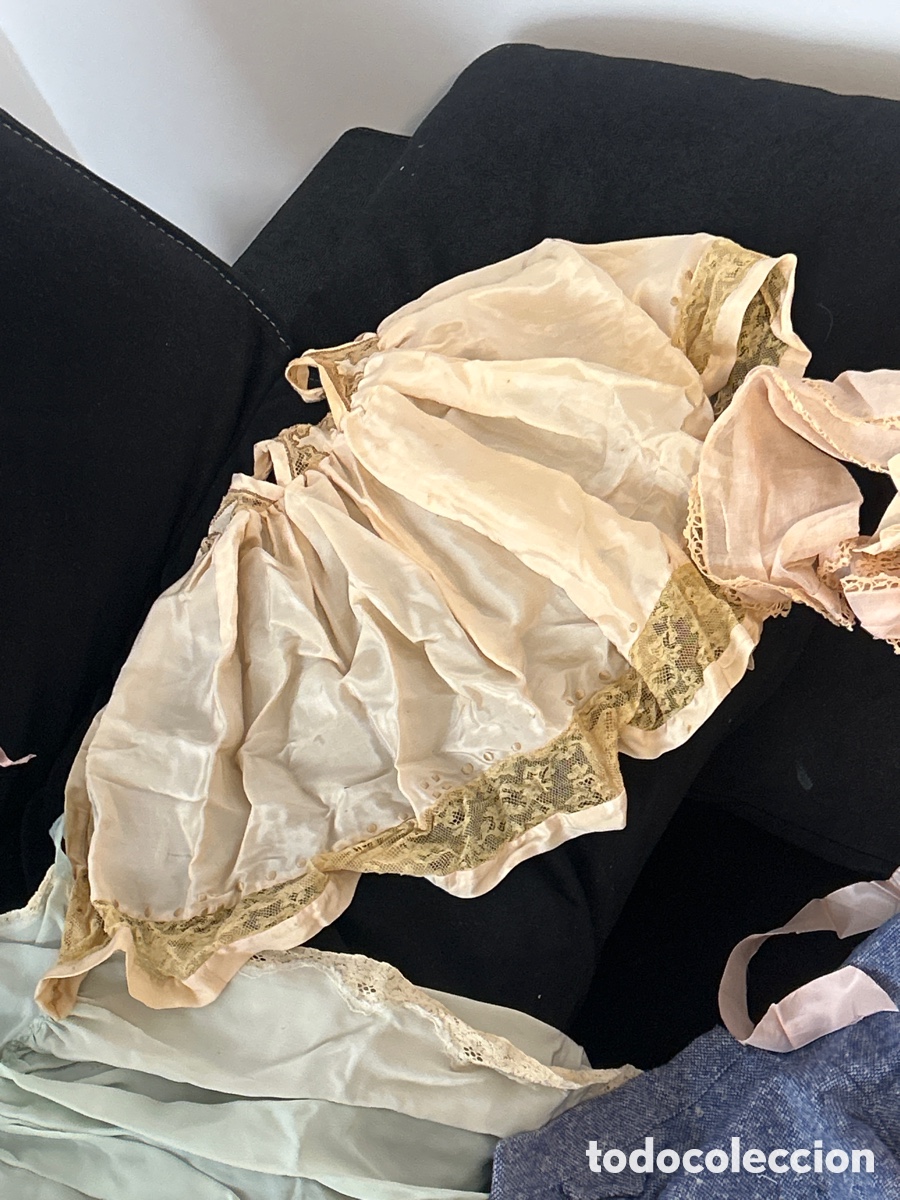 Mu&ntilde;ecas extranjeras: Caja antigua de vestido de mu&ntilde;eca - Foto 10