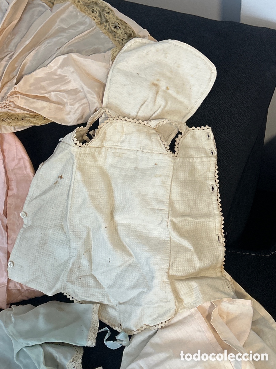 Mu&ntilde;ecas extranjeras: Caja antigua de vestido de mu&ntilde;eca - Foto 11